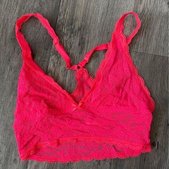 VICTORIA SECRET BRALETTE SIZE XS - Picture 1 of 3